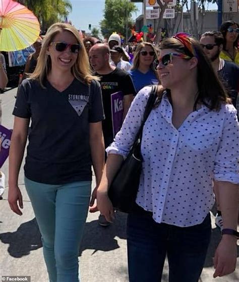 Shocking photos of Democratic Congresswoman Katie Hill。